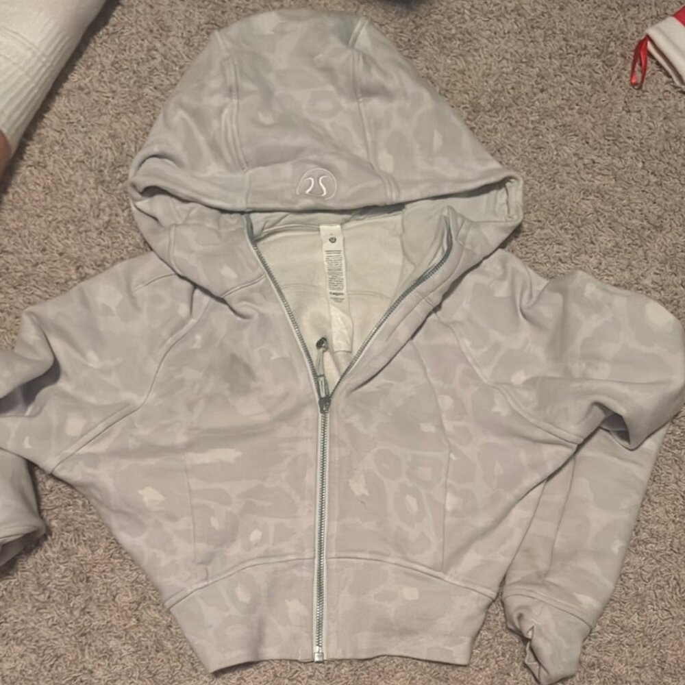 Cropped Lululemon define jacket